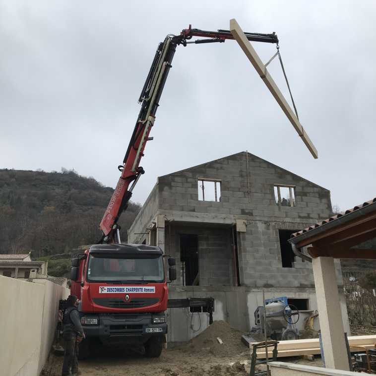 CHARPENTE LEVAGE DE PANNE BOIS AU CAMION GRUE A VALENCE